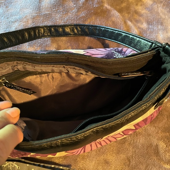 Thirty-one suite skirt purse - Picture 2 of 4